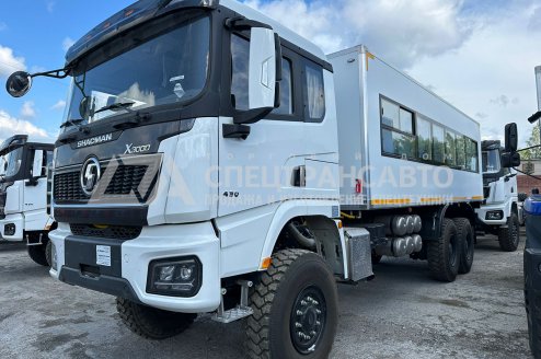 Вахтовый автобус SHACMAN X3000 (28+2 места)
