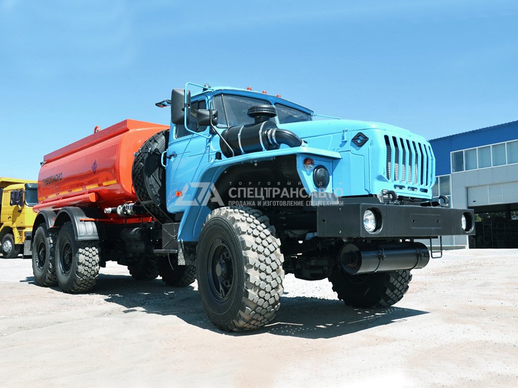 Урал 4320 Бензовоз