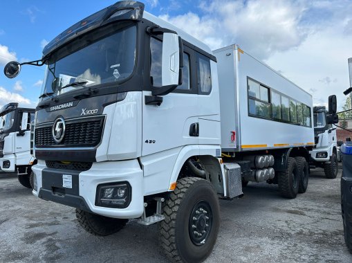 Вахтовый автобус SHACMAN X3000 (28+2 места)